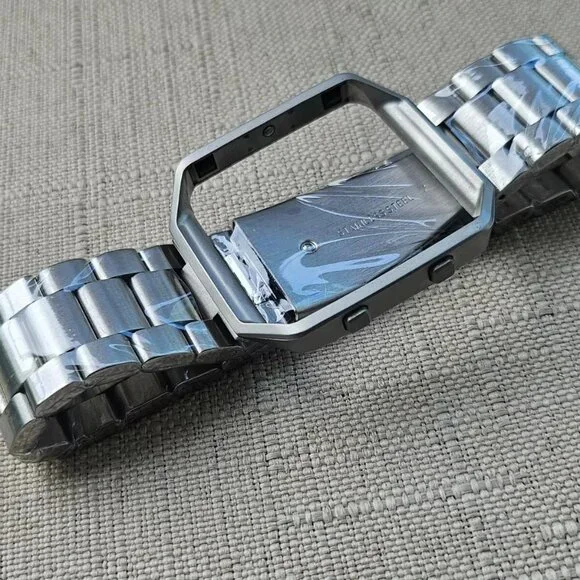 Oitam Replacement Band for Fit Bit BLAZE Silver Tone Metal Strap Size 9 inches - Picture 9 of 9